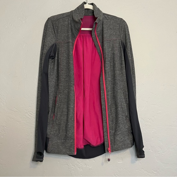 Lululemon Tadasana Heather Gray/Pink Mesh Back Zip Front Running Jacket Coat - Picture 3 of 10